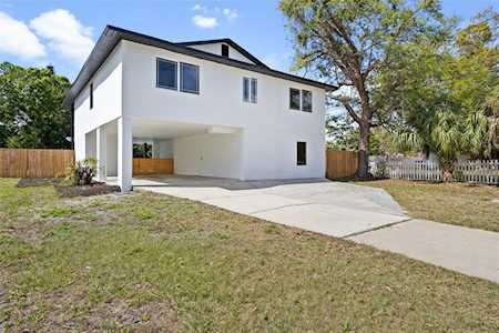 5708 Pierce Dr NE St. Petersburg, FL 33703