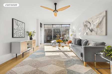 272 St Marks Ave #2R Brooklyn, NY 11238