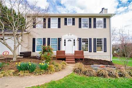 23 Pleasant Run Asheville, NC 28806