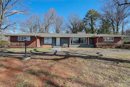 1314 N 6th St Albemarle, NC 28001