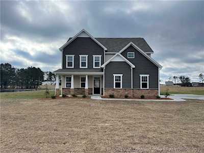 253 Turkey Trot Ln Raeford, NC 28376