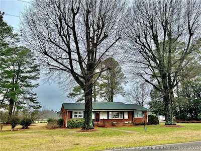306 E E Harrington Ln Broadway, NC 27505