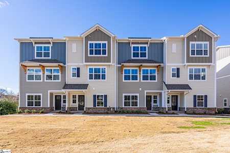 307 Pete Hollis Blvd Greenville, SC 29601