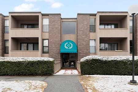 52 Shrewsbury Green Dr #D Shrewsbury, MA 01545
