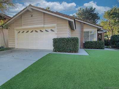 10417 Pine Grove St Spring Valley, CA 91978