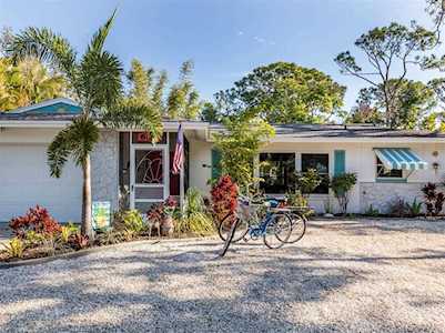 603 Bay Point Ave Nokomis, FL 34275