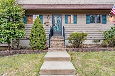 30 Indian Spring Ln High Bridge Boro, NJ 08829