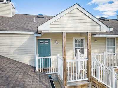 2114 Sanctuary Ct Virginia Beach, VA 23454