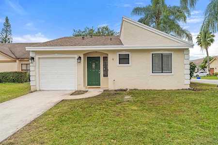 9 Whitehall Way Boynton Beach, FL 33436