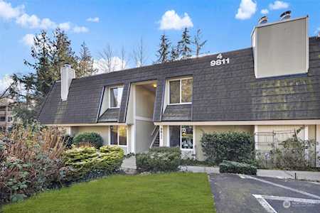 9811 NE 124th St #405 Kirkland, WA 98034