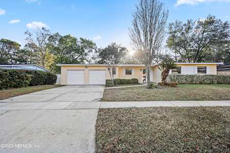 3751 Bess RD Jacksonville, FL 32277