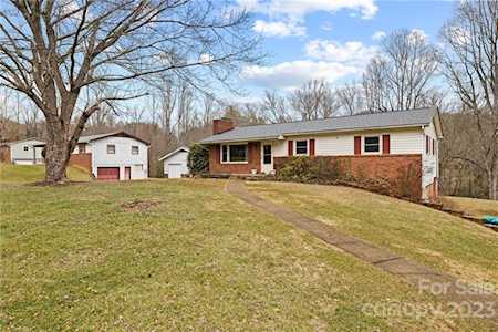 19 Fairhaven Ct Asheville, NC 28803
