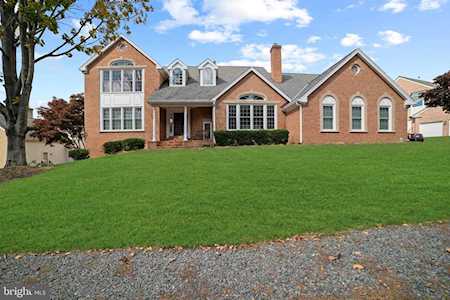 1292 Middleton Ct Vienna, VA 22182