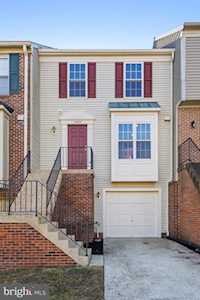 14505 Brookmoor Ln Centreville, VA 20120