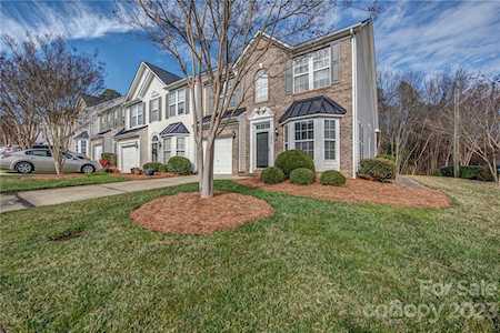 1830 Robinwood Village Dr Gastonia, NC 28054