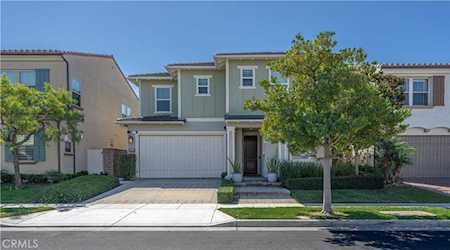 10212 Thompson Dr Huntington Beach, CA 92646