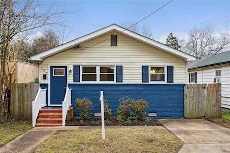 108 E Kelly Ave Hampton, VA 23663