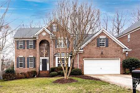 8836 Leinster Dr Charlotte, NC 28277