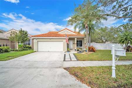 966 Briar Ridge Rd Weston, FL 33327