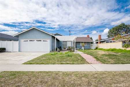8665 San Antonio Dr Buena Park, CA 90620