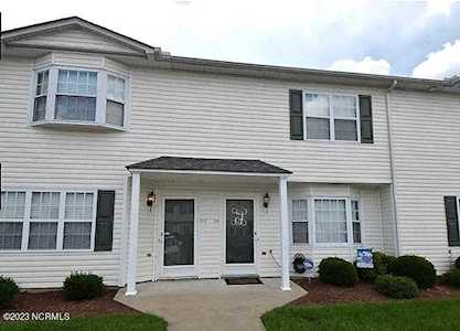 1221 Cross Creek Circle Greenville, NC 27834