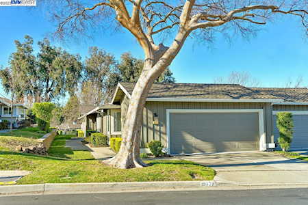 1977 Rancho Verde Circle, West Danville, CA 94526