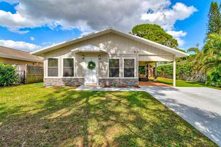 6027 Roger Street Jupiter, FL 33458