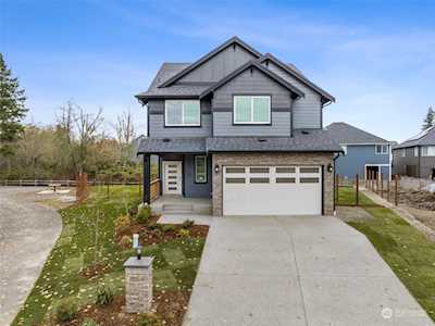 17326 74th Avenue Ct E Puyallup, WA 98375