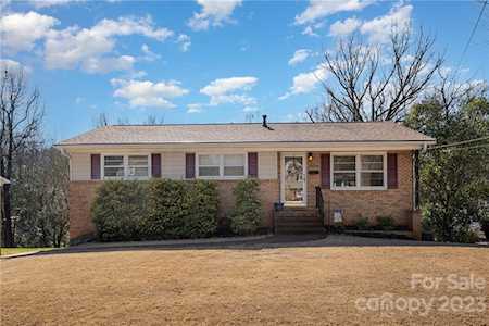 1900 Starbrook Dr Charlotte, NC 28210