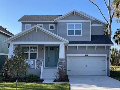 204 Fairfield St Oldsmar, FL 34677