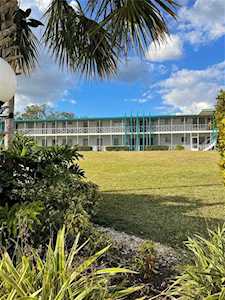 1600 W Lake Parker Dr #B4 Lakeland, FL 33805