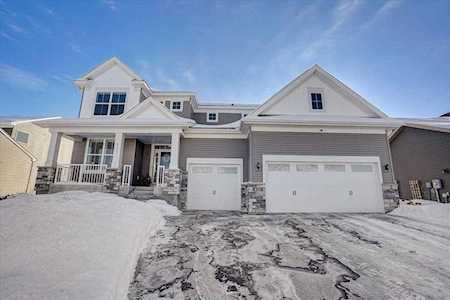 4325 Schilling Way Woodbury, MN 55129