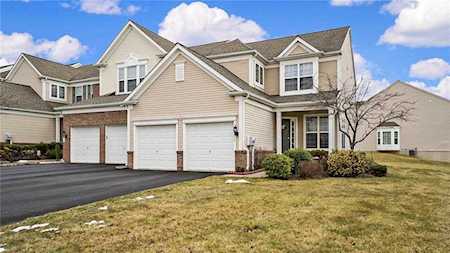 1811 Emerald Dr Orefield, PA 18069