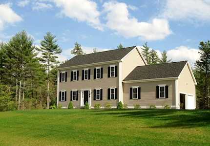 37 Box Turtle Dr. Rochester, MA 02770