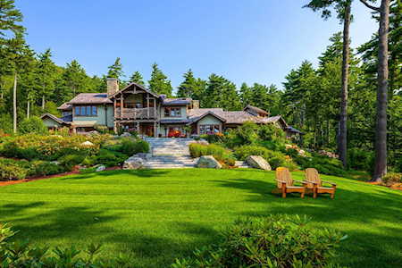 135 Mountain Arrow Dr Camden, ME 04843