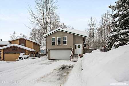 9518 W Parkview Terrace Loop Eagle River, AK 99577
