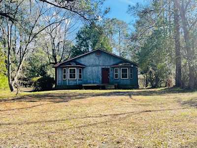306 S Live Oak Drive Moncks Corner, SC 29461