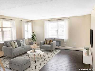 260 Beach 81st St #2S Rockaway Beach, NY 11693