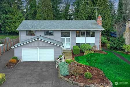 15802 119th Ave NE Bothell, WA 98011