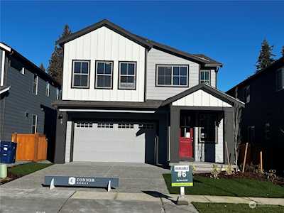 29 151st St SW #6 Lynnwood, WA 98087