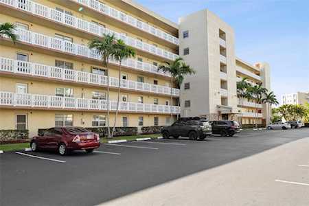 401 SE 3rd St #601 Dania Beach, FL 33004