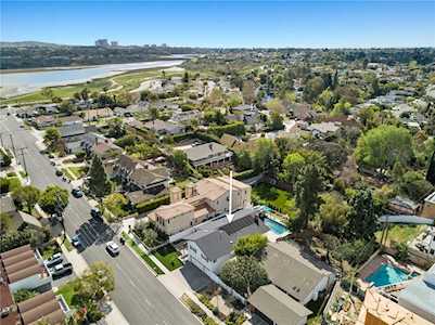 369 Santa Isabel Ave Newport Beach, CA 92660