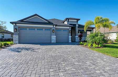 347 Chantilly Trl Bradenton, FL 34212