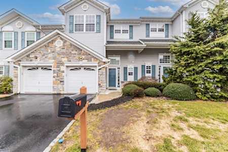 32 Hanna Lane Old Bridge, NJ 08879