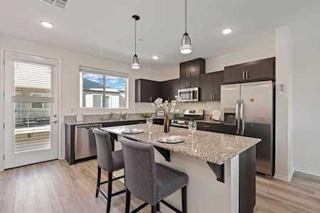 5204 Beachfront CV #25 San Diego, CA 92154