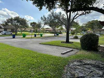 10869 NW 30th Pl #381 Sunrise, FL 33322