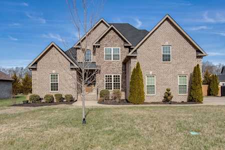 8022 Shelly Plum Dr Murfreesboro, TN 37128