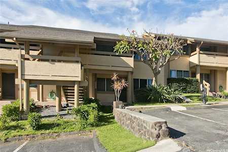 595 Hahaione Street #A202 Honolulu, HI 96825