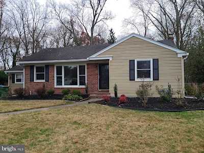 119 Kenwood Dr Cherry Hill, NJ 08034