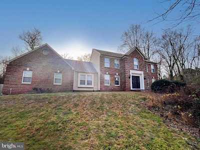65 Berkshire Dr Sewell, NJ 08080